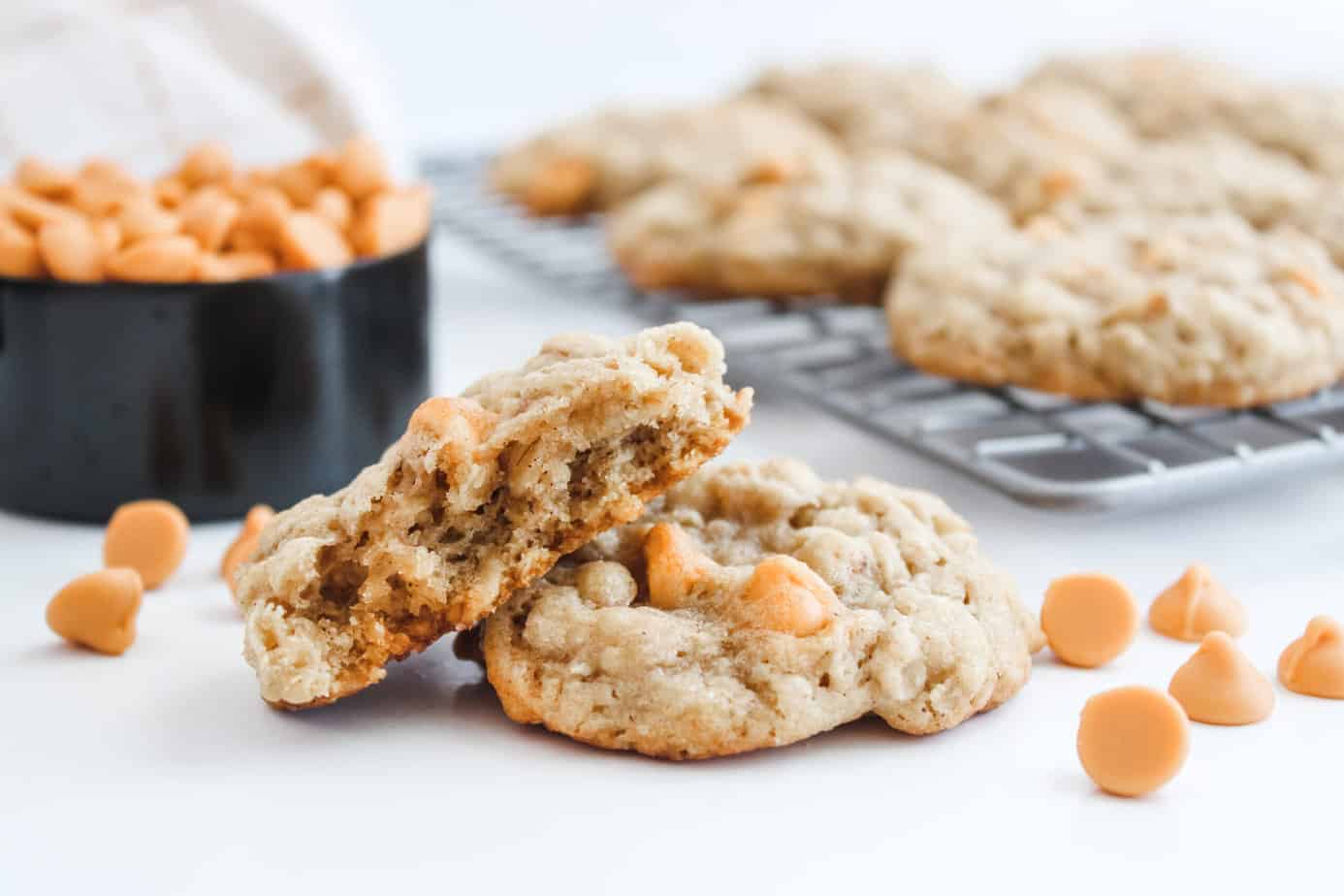 Indulge in the Ultimate Oatmeal Chocolate Chip Cookies with Quaker Oats